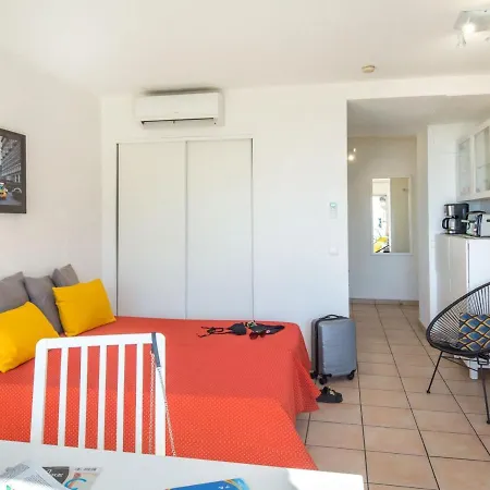 شقة Climatise 2 Pers Proche Et Commerces Avec Balcon Et Wifi A Saint-raphael - Fr-1-466a-28 Saint-Raphaël